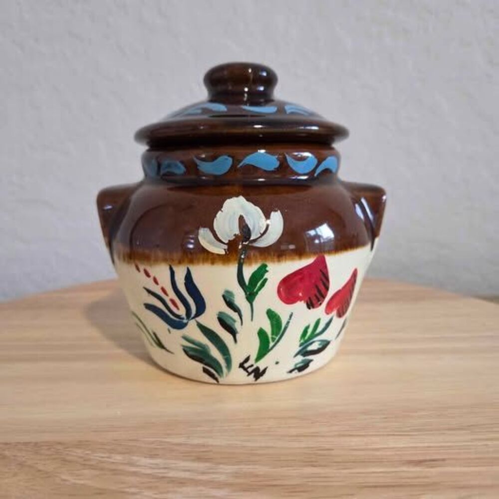 Vintage Handpainted RRPCo Pottery Bean Pot Cottagecore